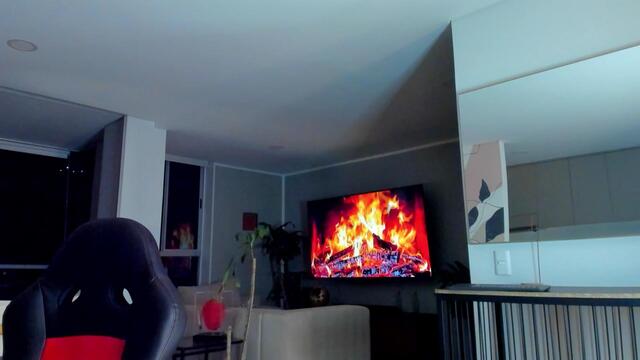 valenthino-salvatore, μοντέλο webcam στο Flirt4Free