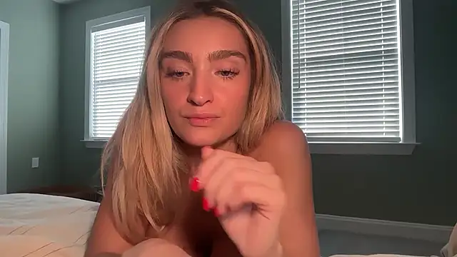 meggsworld në Stripchat: foto dhe profili