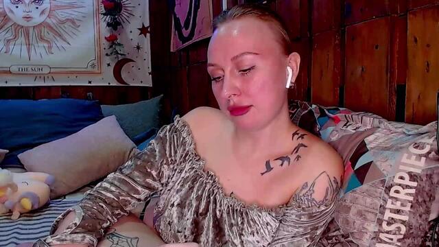 ester-sun – Flirt4Free webkamerás modell