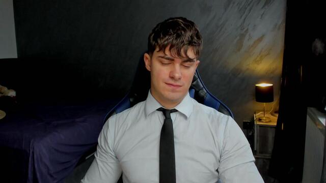 ervin-bloom, webcammodel på Flirt4Free: fotos