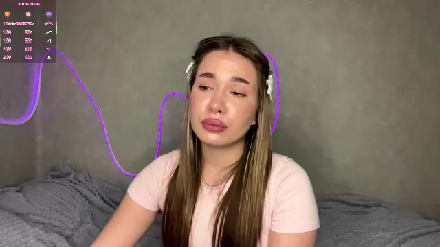 zarlefinowist: عارضة كاميرا ويب على Chaturbate