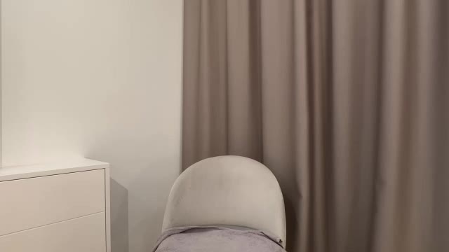 shy_schoolgirl_ (Chaturbate): foto un profils