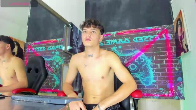 percy-smith në Flirt4Free: foto dhe profili