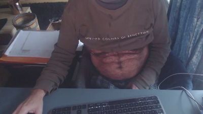 Preview photo of webcam model ptibear1 on Cam4