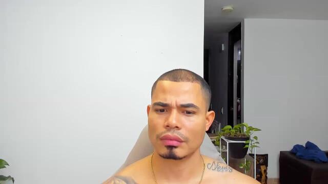 jackson-gray (Flirt4Free): ảnh người mẫu webcam
