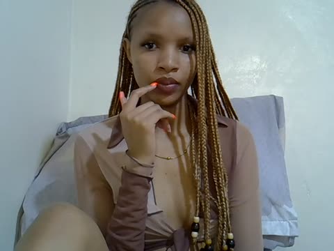 luiza22, modèle webcam BongaCams : photos