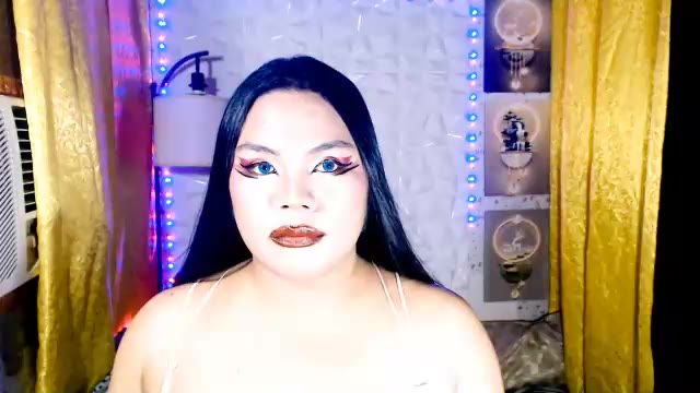 tsbrianabankhugecock na Chaturbate: fotky a profil