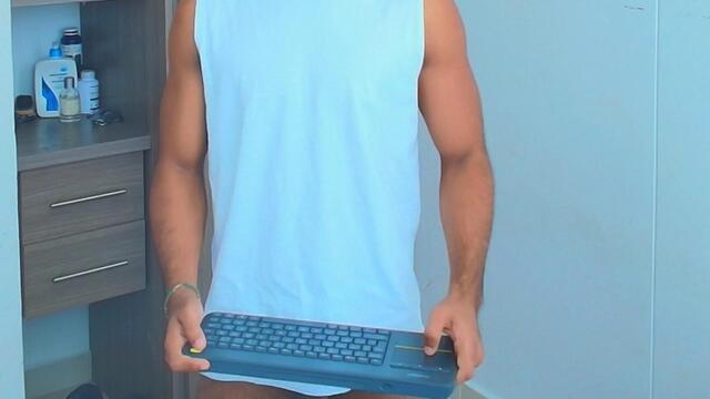 Preview photo of webcam model cassian-gold on Flirt4Free
