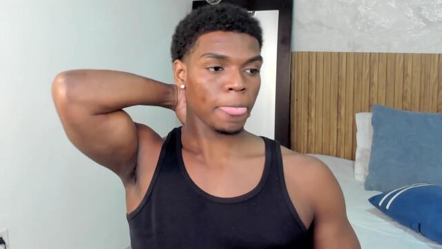 Preview photo of webcam model carter-mcklein on Flirt4Free