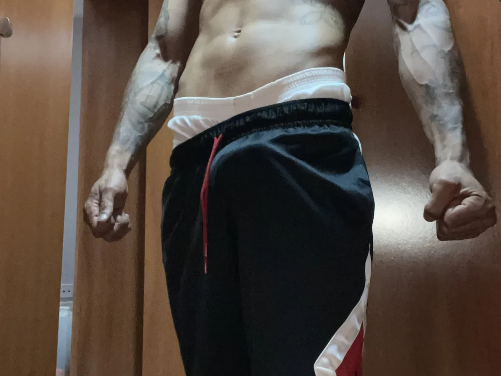 Thenewgang, вебкам модел на Stripchat: слике