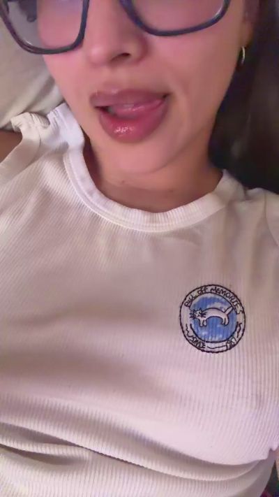 latinaakita4 na Cam4: slike in profil