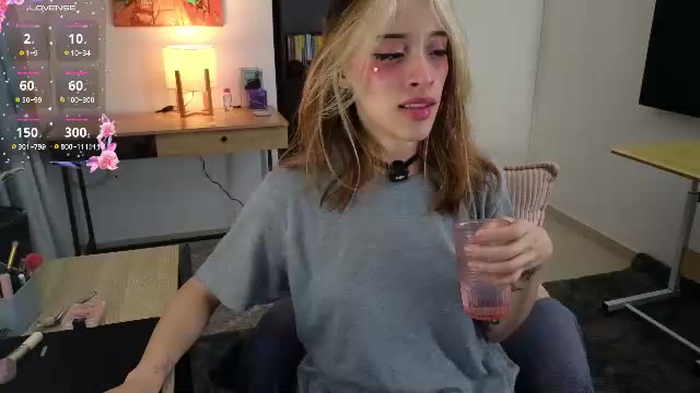 acidkaos – уебкам модел в Chaturbate: снимки