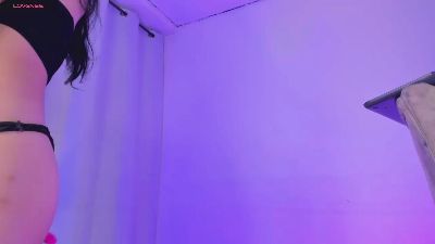 Preview photo of webcam model camila_rojas on Cam4