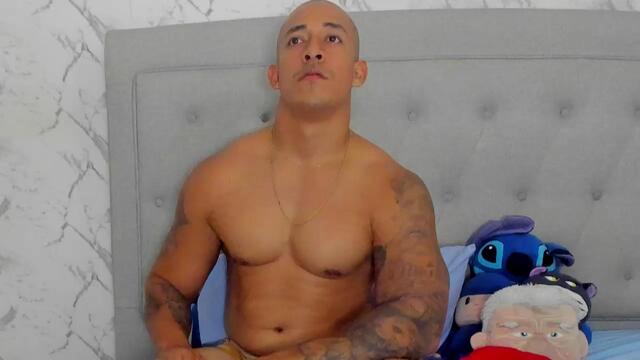 luigi-ferrara – уебкам модел в Flirt4Free: снимки