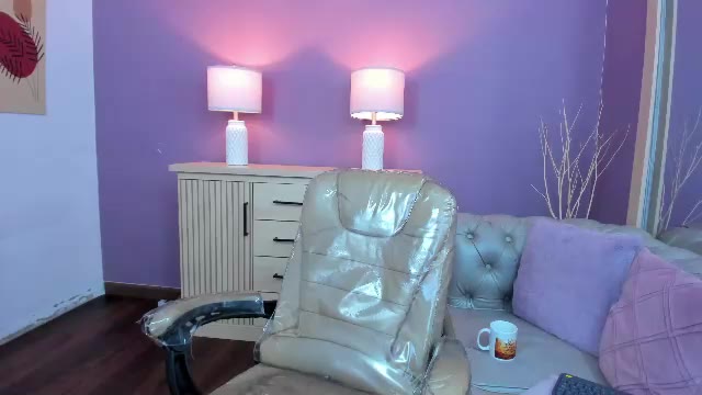 halleylorens, webcammodell på Chaturbate: bilder