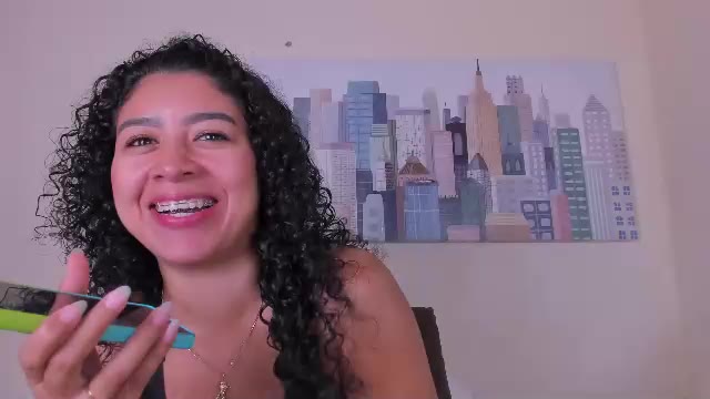 thara_webstter – Webcam-Modell auf Chaturbate