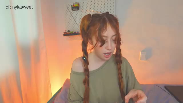 niilaa, model webcam de Chaturbate: fotos