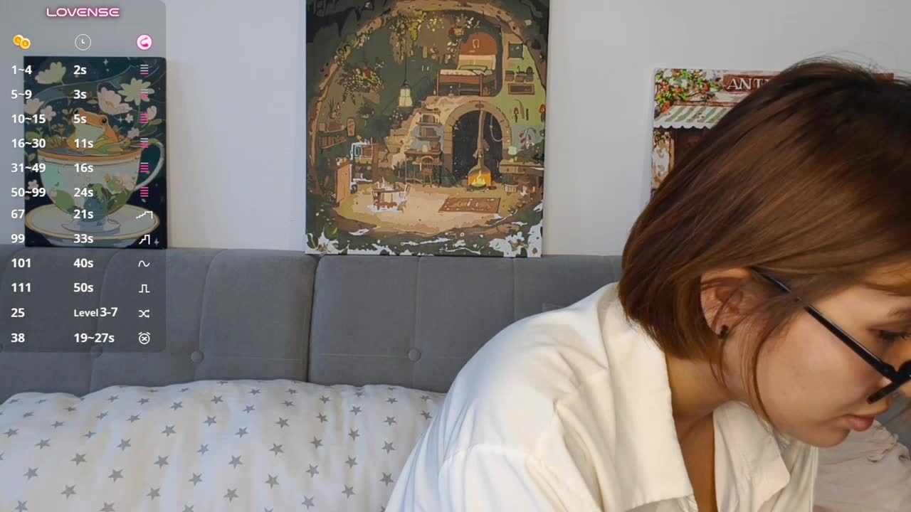 Preview photo of webcam model chantellhoulihan on XloveCam