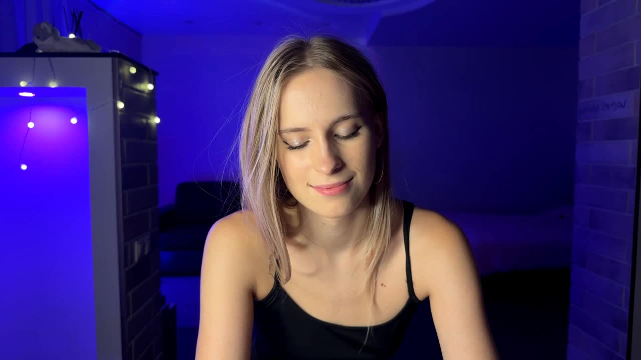 amilysunray, model webcam pe XloveCam: poze