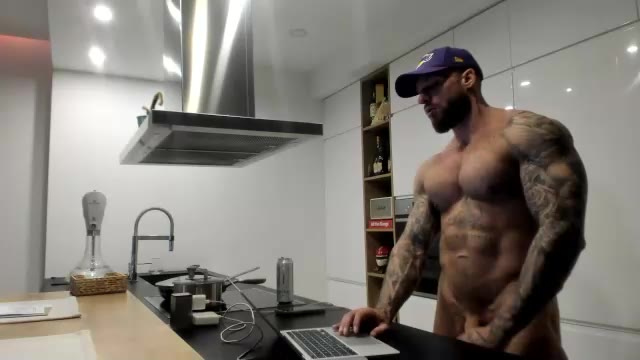 mealphamale, modelo webcam do Chaturbate: fotos