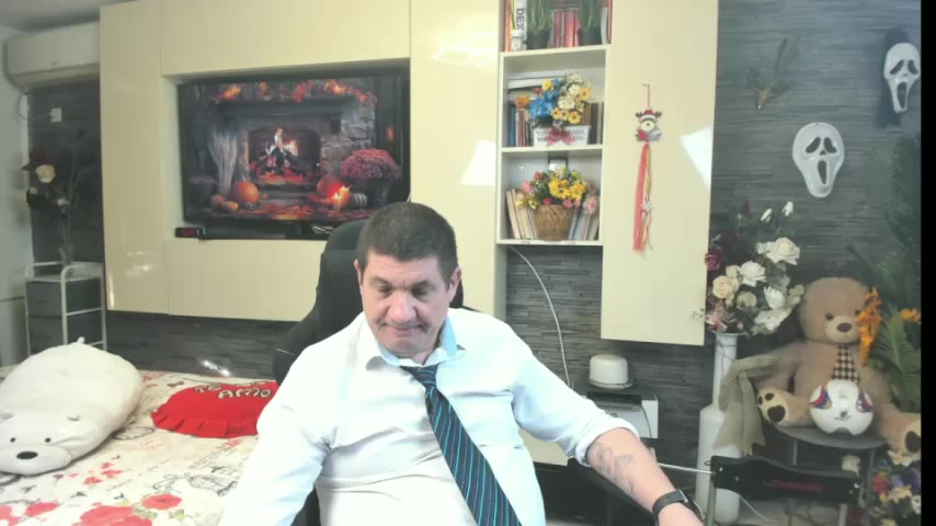crissetan, μοντέλο webcam στο LiveJasmin