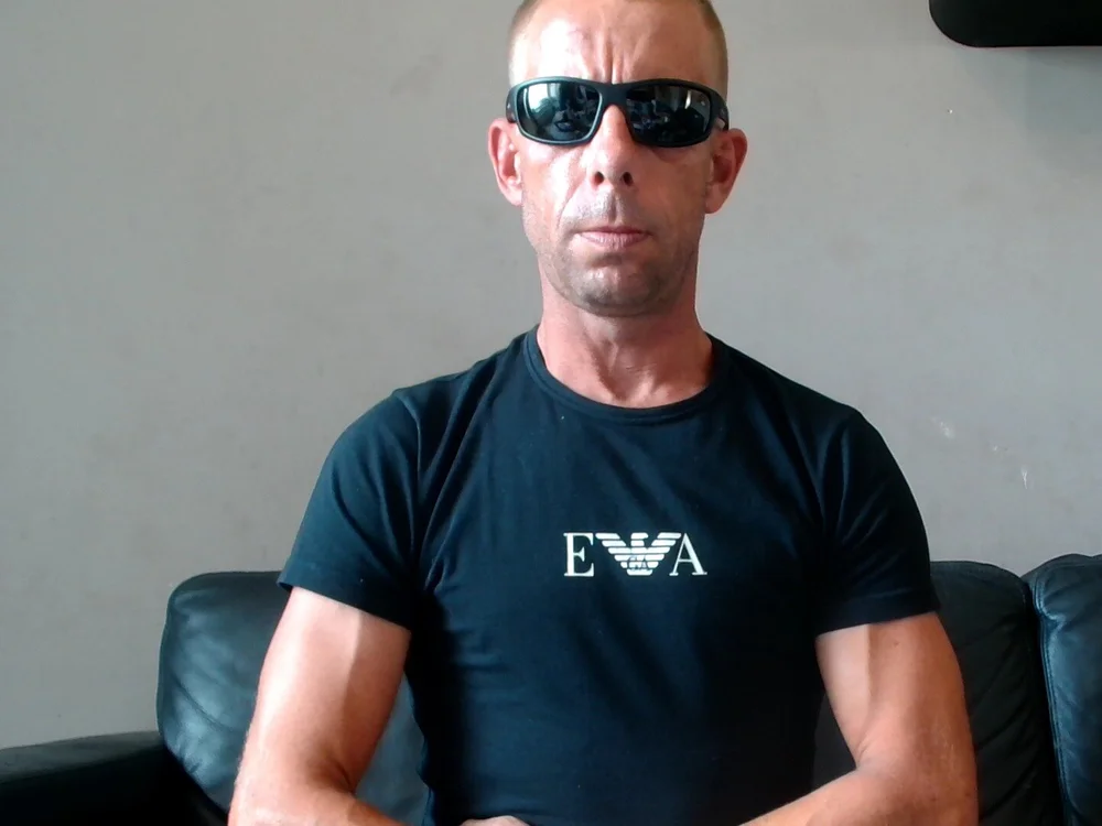 kinkybislaafje, cam model su Stripchat: foto
