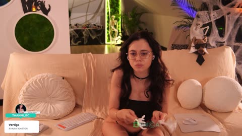 taanni, model webcam de BongaCams: fotos