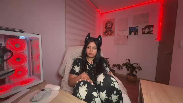cloe_small08, model webcam pe Chaturbate: poze