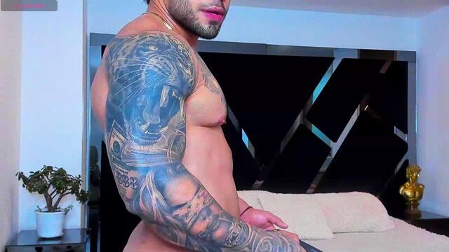 ray-torres — Flirt4Freeのライブ配信モデル：写真・プロフィール