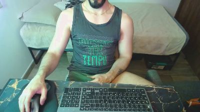 lealboy na Cam4: slike in profil