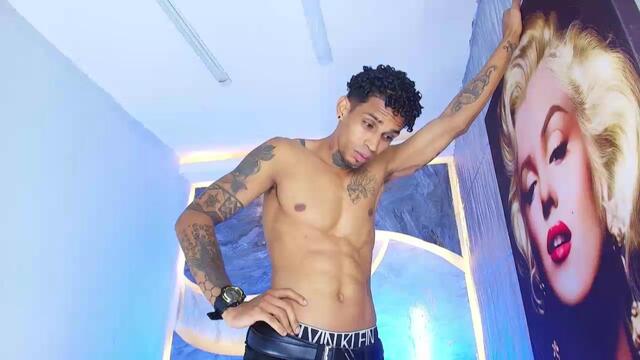 odell-bulmerr, model webcam de Flirt4Free: fotos