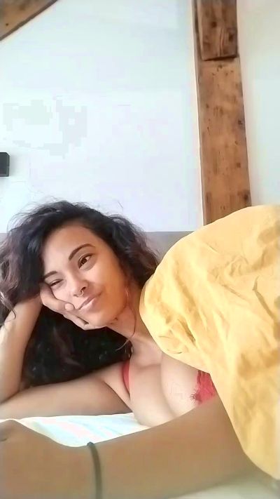 asiancat83, webcammodel på Cam4: fotos