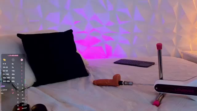 ella_mon na Chaturbate: zdjęcia i profil