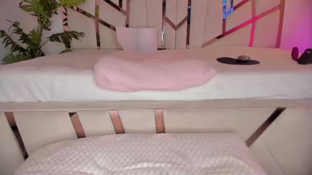 shy_booty18, μοντέλο webcam στο Chaturbate