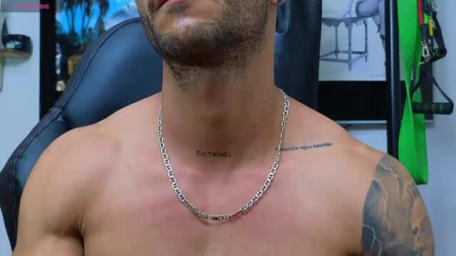 ethan-g, modelo webcam de Flirt4Free: fotos