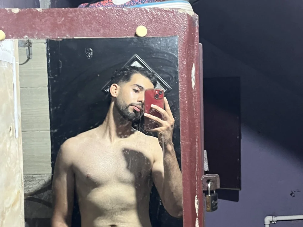 anasbig, model webcam de Stripchat: fotos