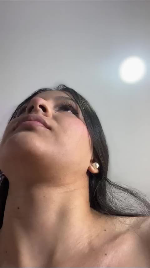 miahrivers na LiveJasmin: fotky a profil