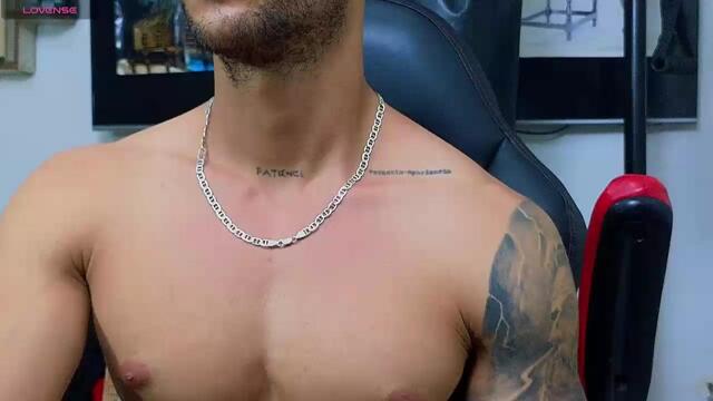 ethan-g – Flirt4Free webkamerás modell