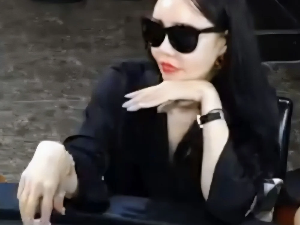 sunnyfan di Stripchat: foto model webcam
