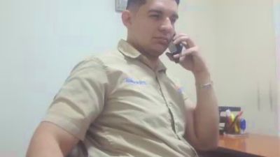 officeb0y na Cam4: fotky a profil