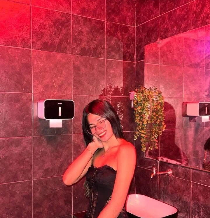 Larisa_fuckdoll – уебкам модел в Stripchat: снимки