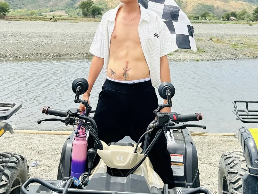 vincexlovertwinkcute – Stripchat webkamerás modell