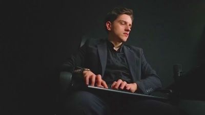 Preview photo of webcam model felixstark on Cam4