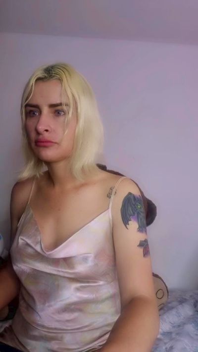 youlittlestar28 — Cam4: ფოტოები და პროფილი