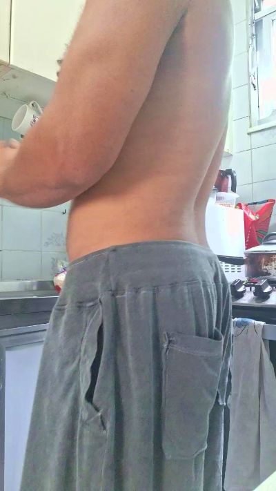 morenogatorj99 — Cam4のライブ配信モデル：写真・プロフィール
