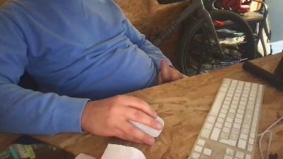 tomtom398, вебкам модел на Cam4: слике