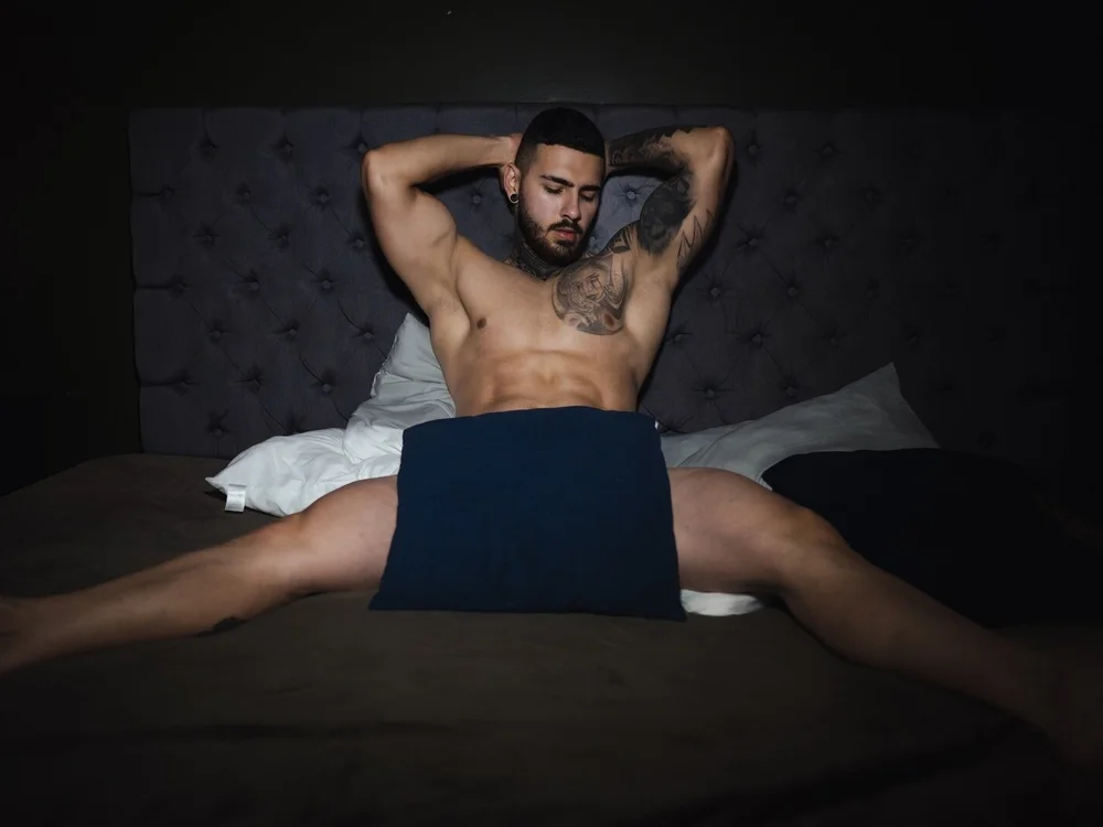 silvano_torres, webcam model na Stripchat: slike