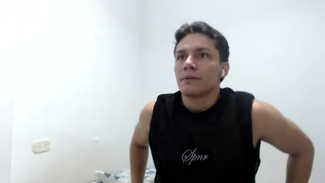teren27, webcam-malli (Chaturbate): kuvat