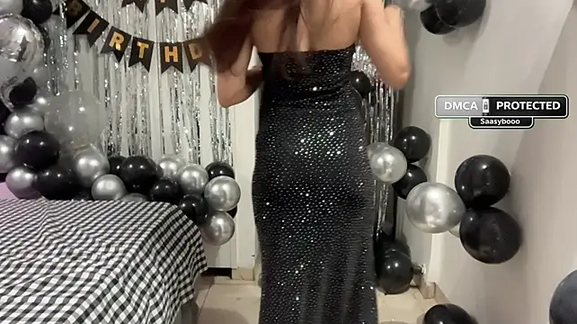Saasybooo — Stripchat ওয়েবক্যাম মডেল: ছবি