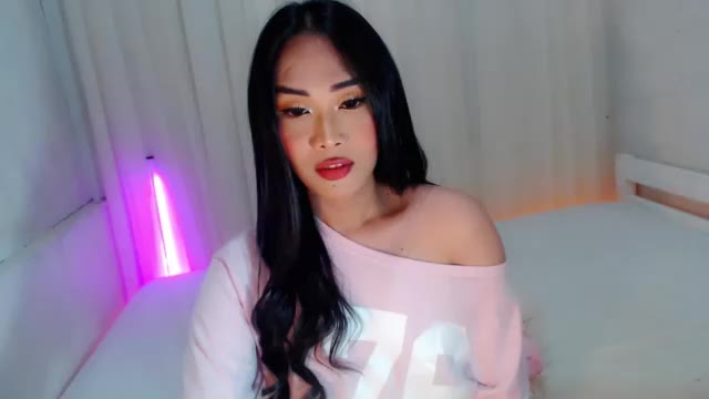piroulita, webcammodel på Chaturbate: fotos